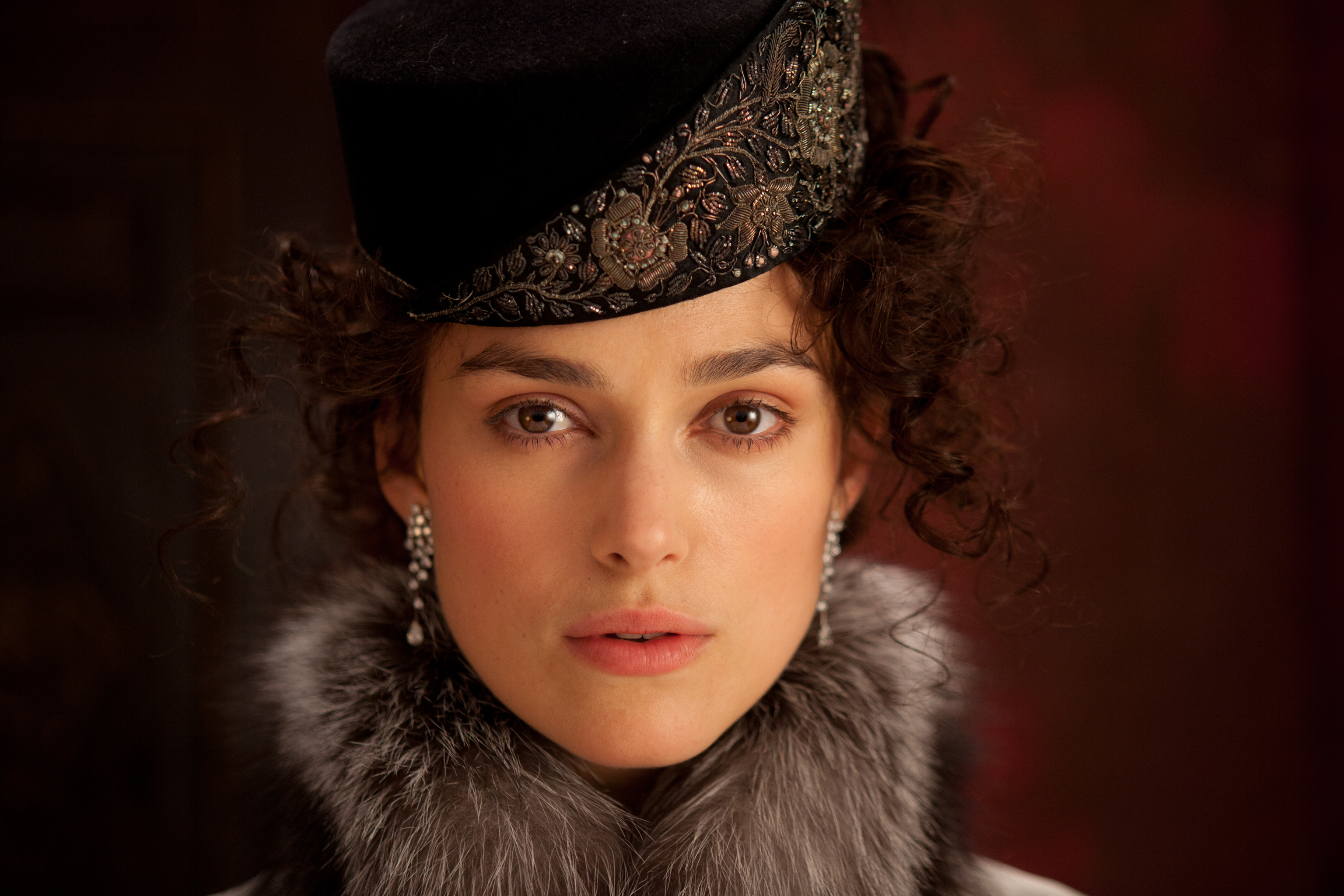 Movie Review: Anna Karenina