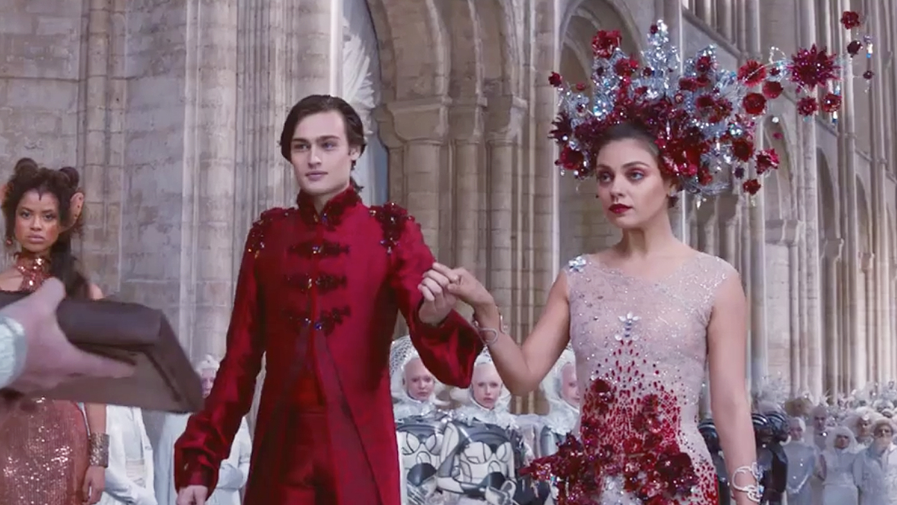 Movie Review: Jupiter Ascending